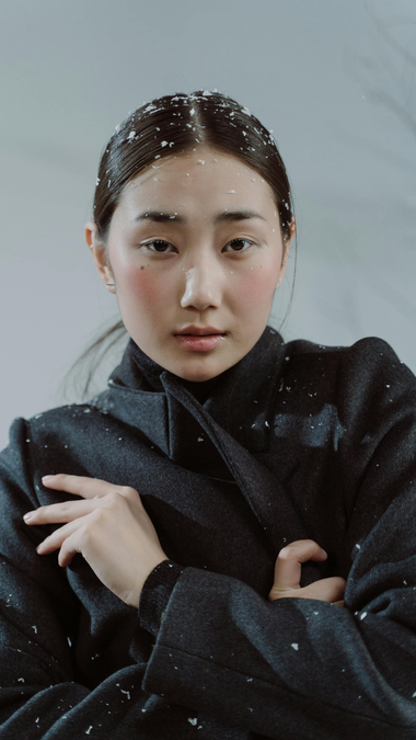 This 2-Step 'Tweakment' Is The Only Skincare Hack You Need For Glass Skin This Winter