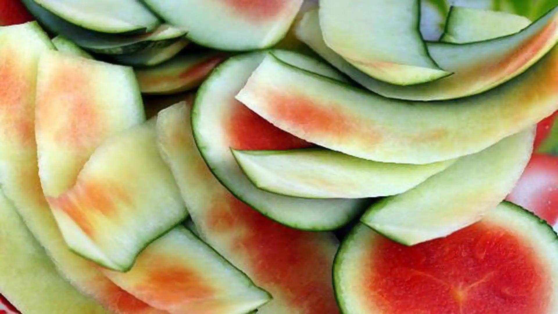 5 benefits of watermelon rind for skincare