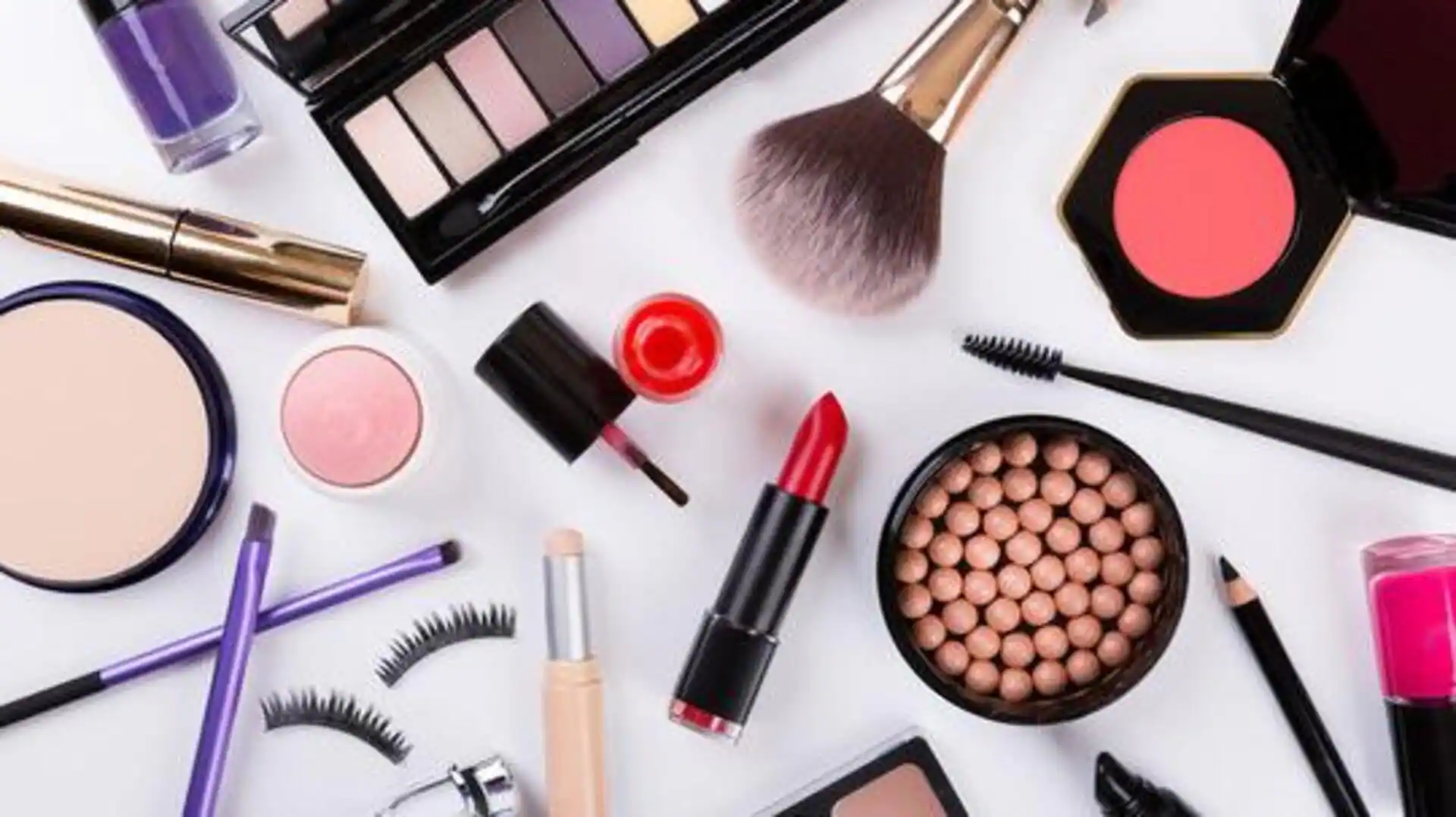How to master natural daytime makeup