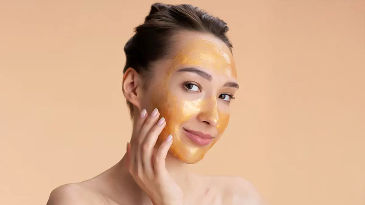 5 Kitchen Ingredients For Naturally Glowing Skin