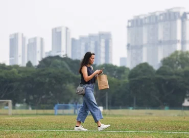 The primary pollutants of the haze, the PM2.5 and PM10 particles, are fine enough to skip past the skin’s surface, lodge into pores and, on compromised skin, worm deeper still.